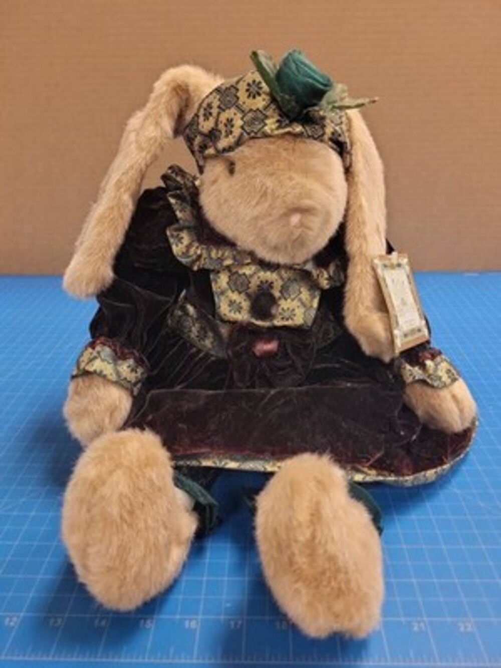 Bitsy Bunnies Bows Collector Bunny Plush Doll Claire Joy 1997 Brass Key 19214
